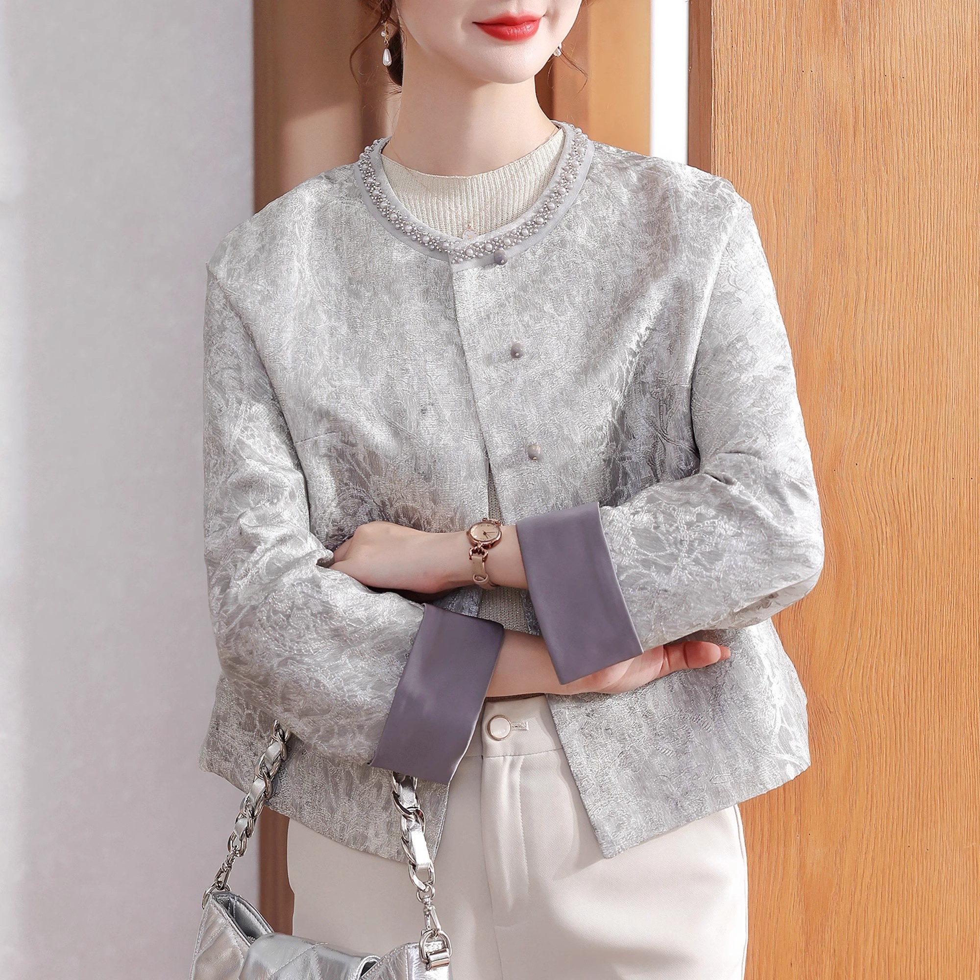 妈妈秋季外套2025新款今年流行中老年女装新中式国风小香风上衣服