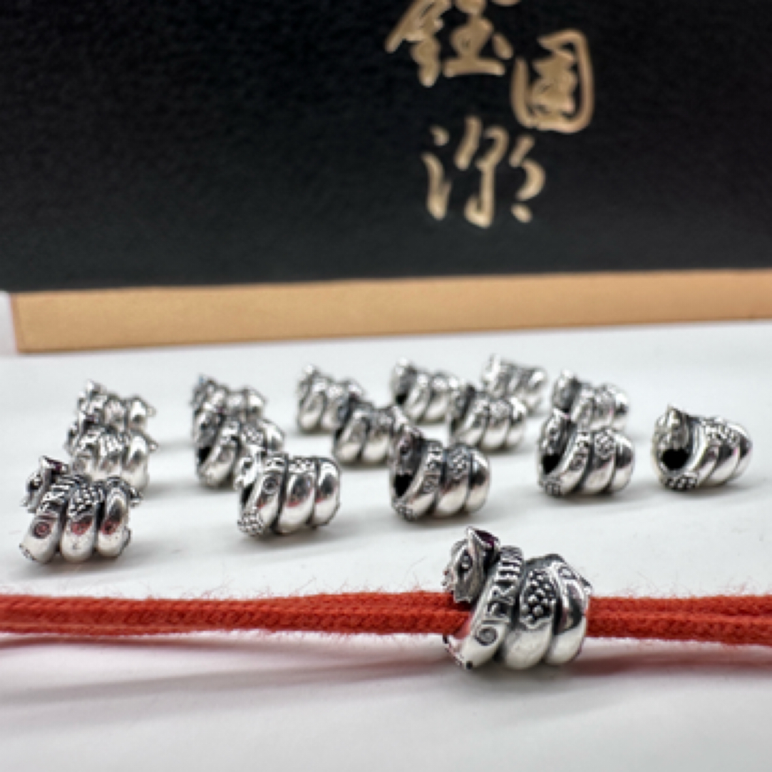 925银银制品 子鈺國潮出品银版金鳞客系列配饰「福瑞兽」线束侧挂