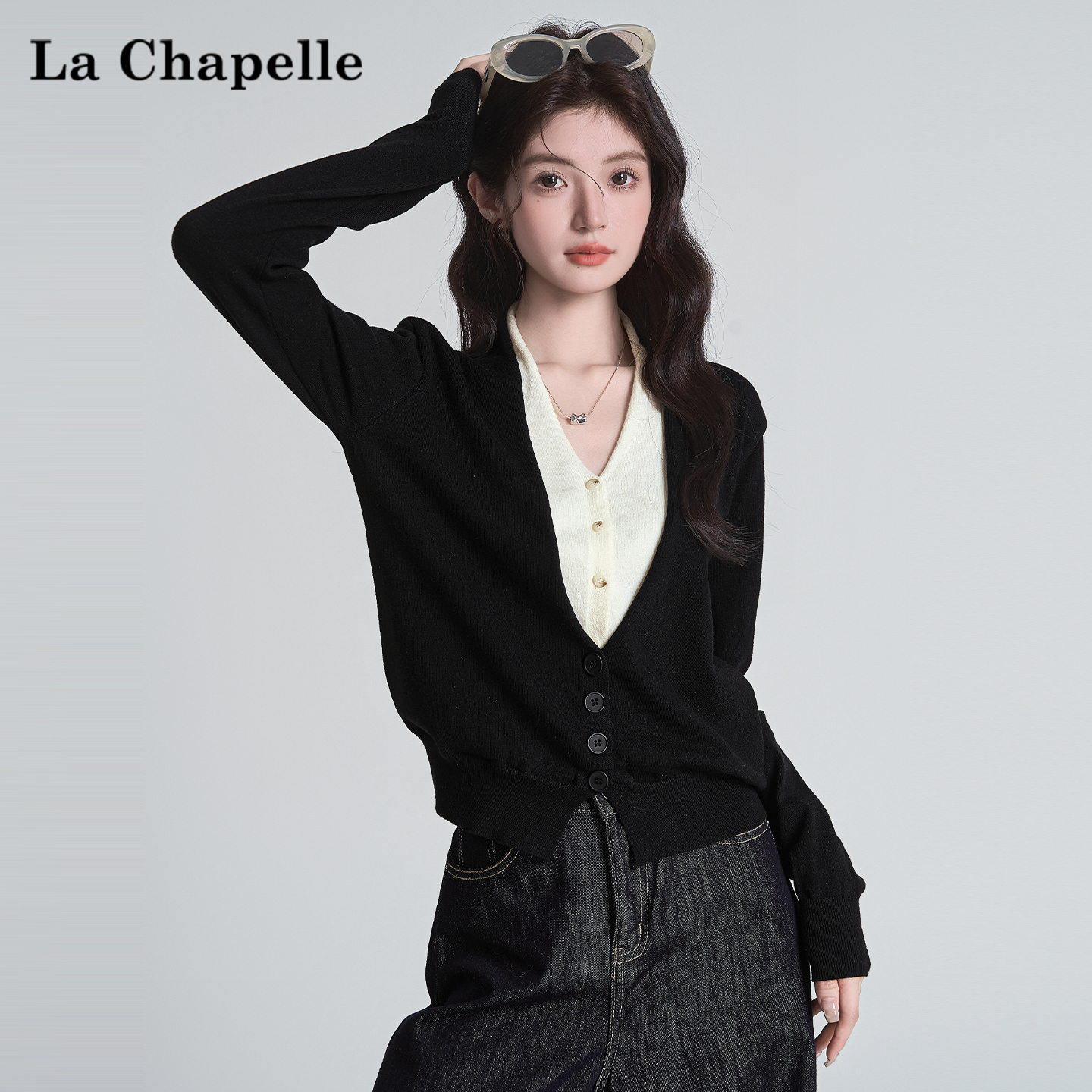 拉夏贝尔撞色针织开衫女秋韩系穿搭设计感毛衣外套V领假两件上衣