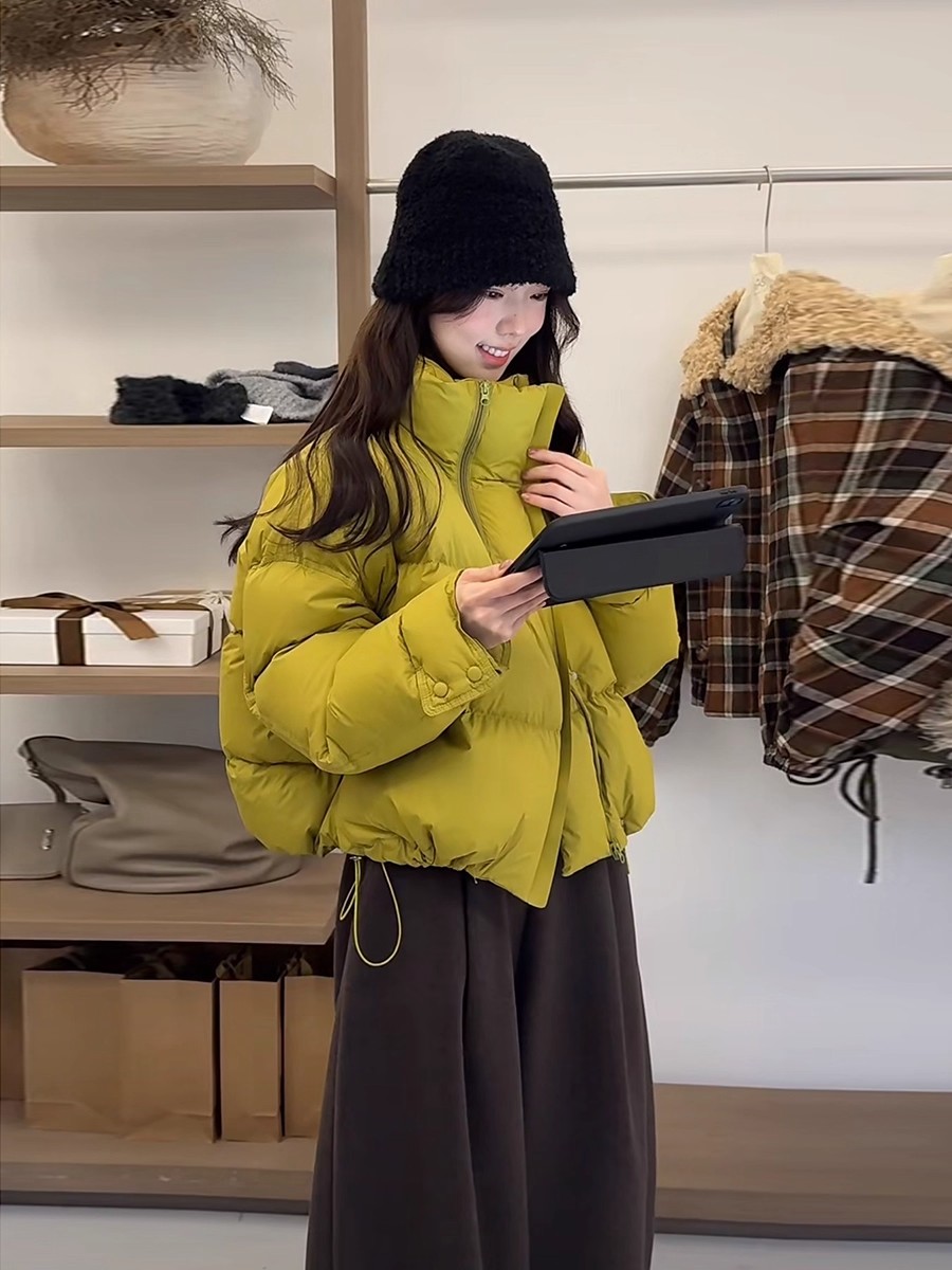 2025冬季新款韩系显白短款连帽棉袄衣服外套女加厚宽松面包服保暖