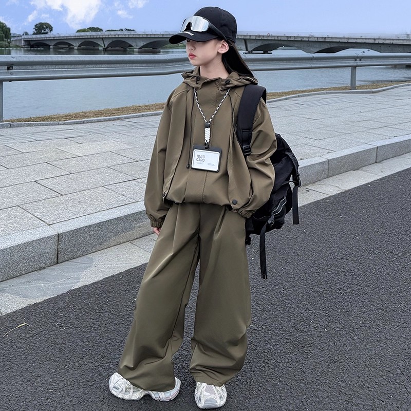 女童套装春秋2025新款韩版洋气时髦儿童工装冲锋衣外套裤子两件套