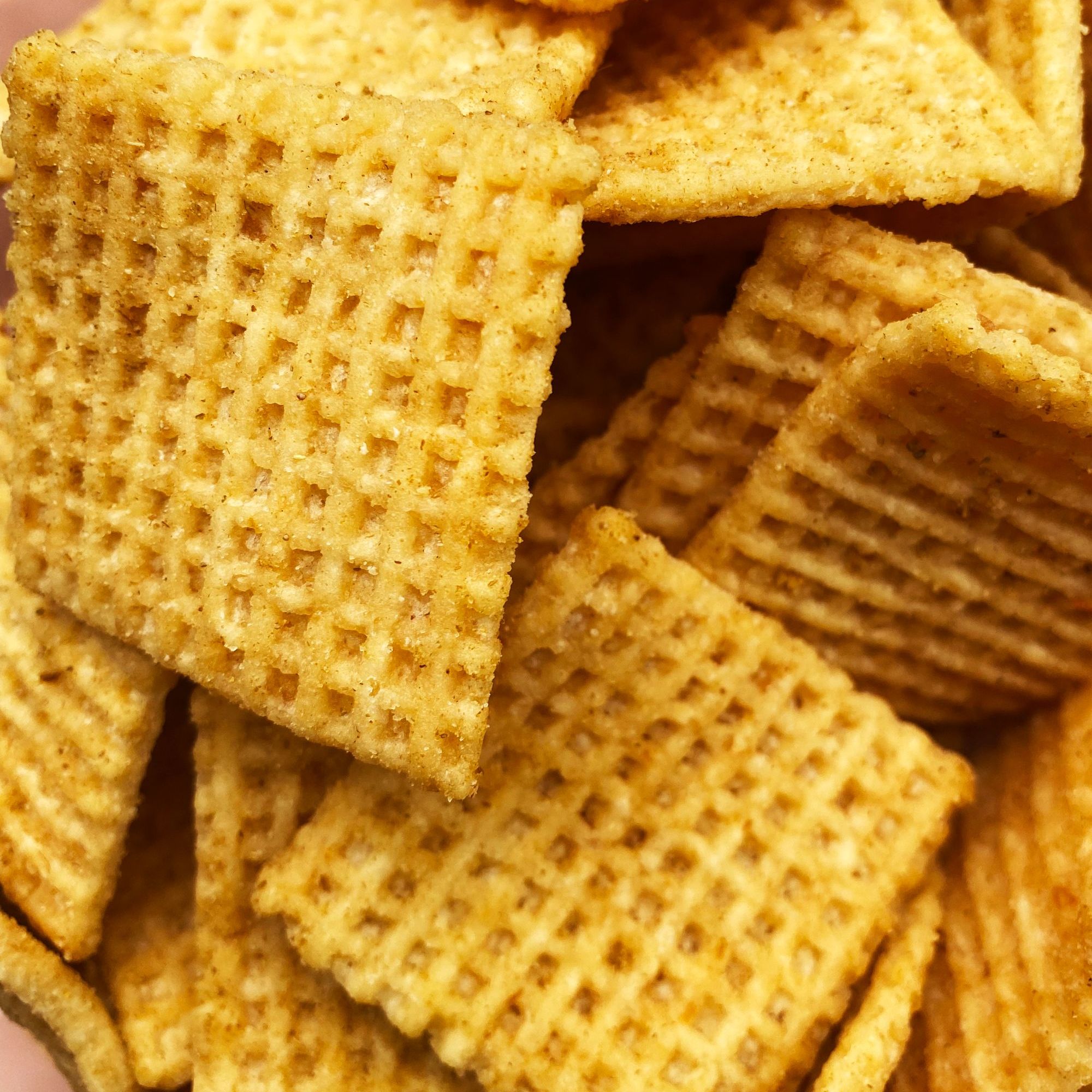 大片散装锅巴老式手工怀旧整箱散装休闲零食大谝时刻追剧必备