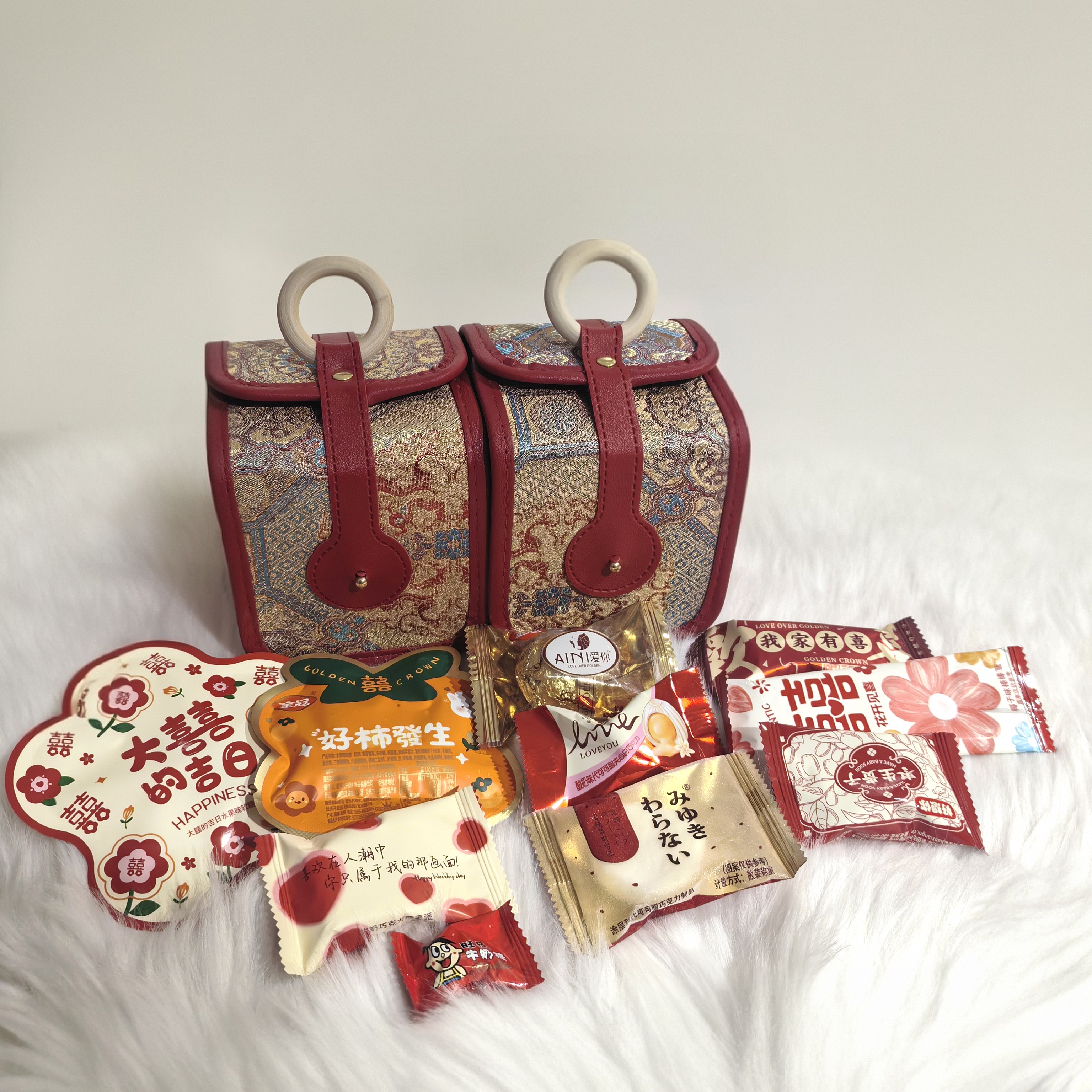 结婚喜糖盒子婚礼伴手礼盒高级感订婚桌糖盒中式高档免折叠空盒