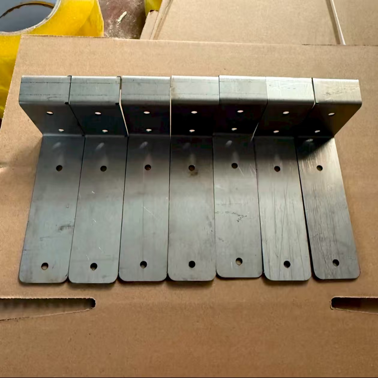 巢箱外挂站架板托(宽度3公分)