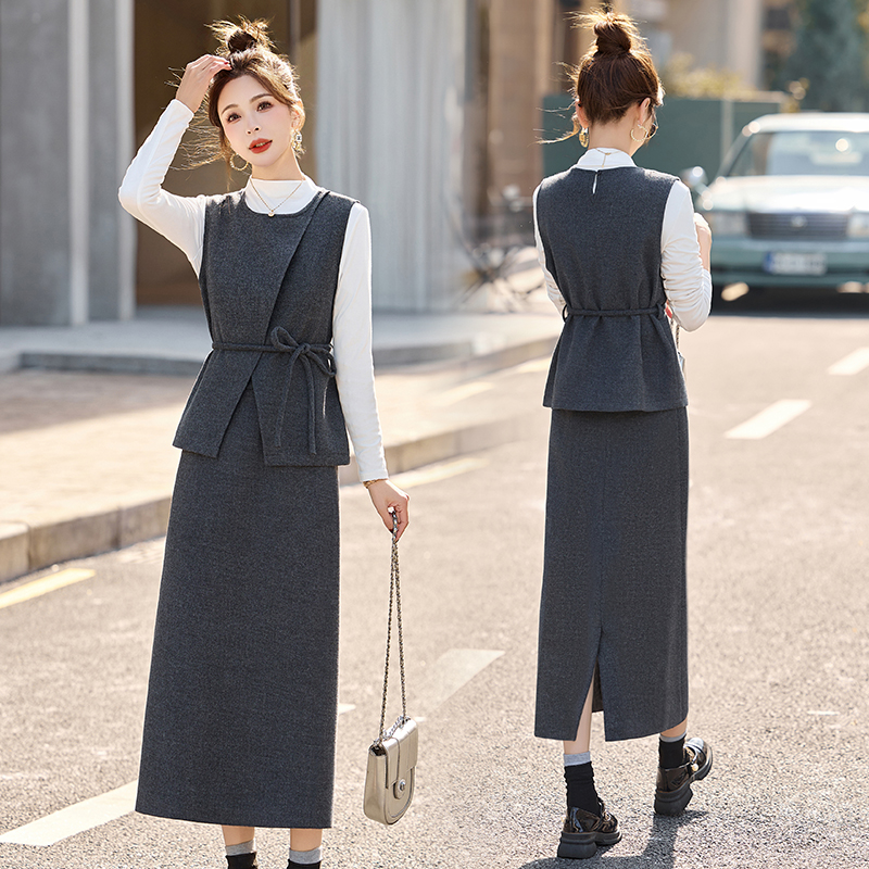 气质显瘦洋气女装女神时尚裙2025新款收腰千金风时尚背心春秋套装