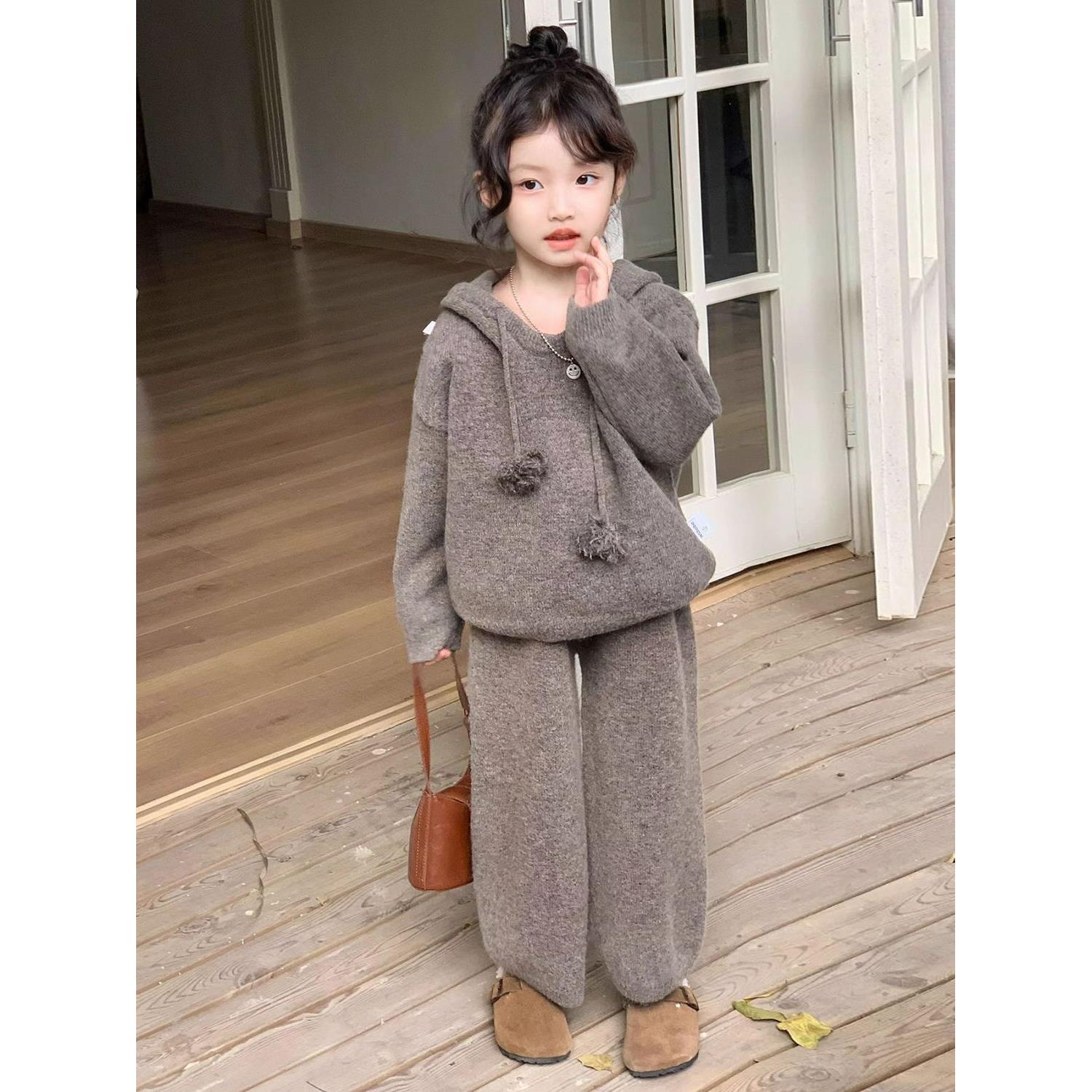 万达撤柜韩版女童2026秋冬新款覆古森系咖色针织套装中大童连帽毛