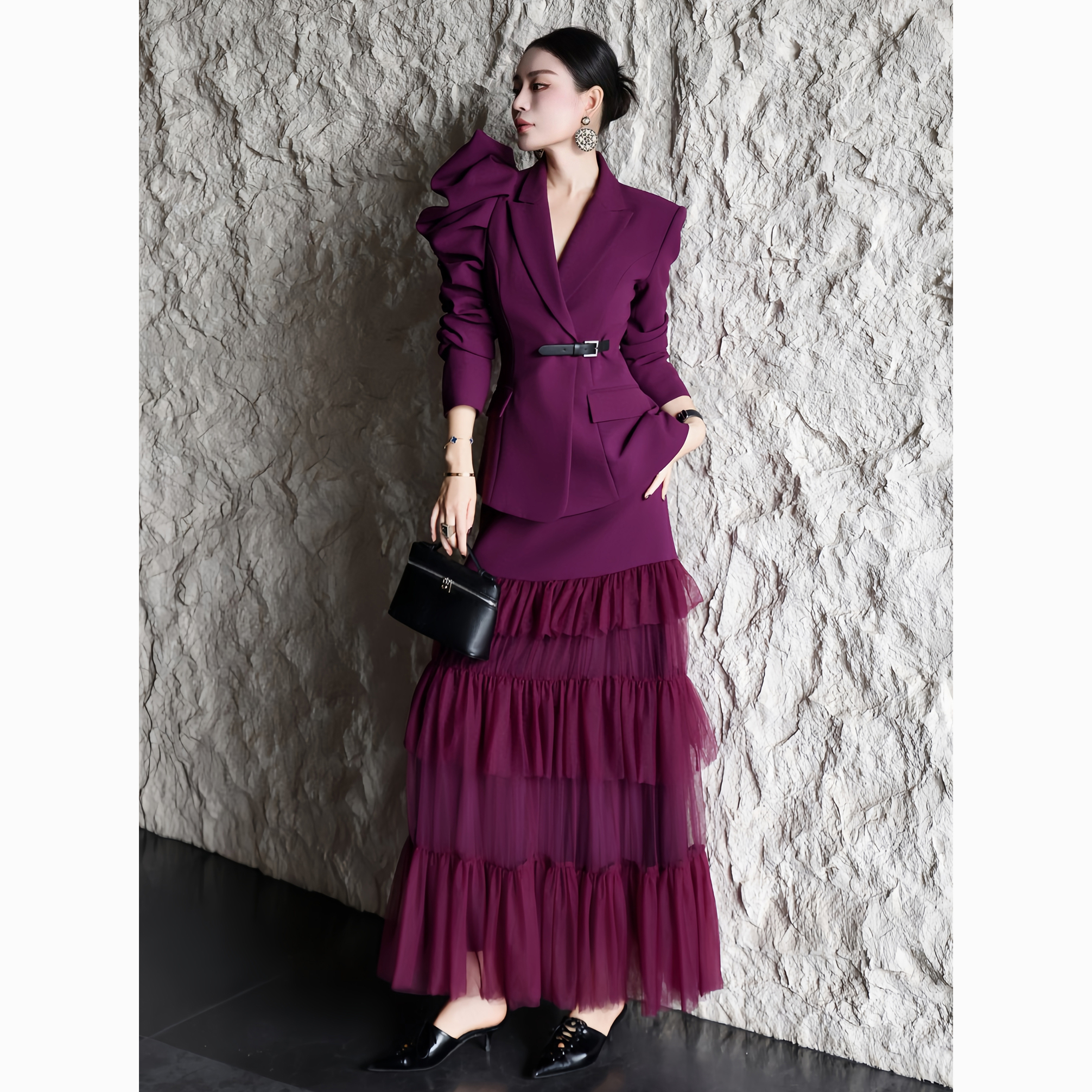 ZEROYK法式轻熟风时尚套装女设计感泡泡袖系带西服蛋糕半裙两件套