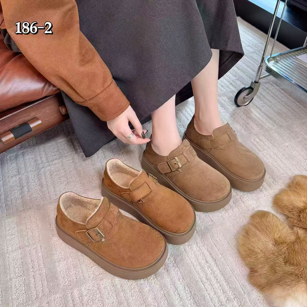 186-2厚底加绒和不加绒的休闲全包博肯鞋