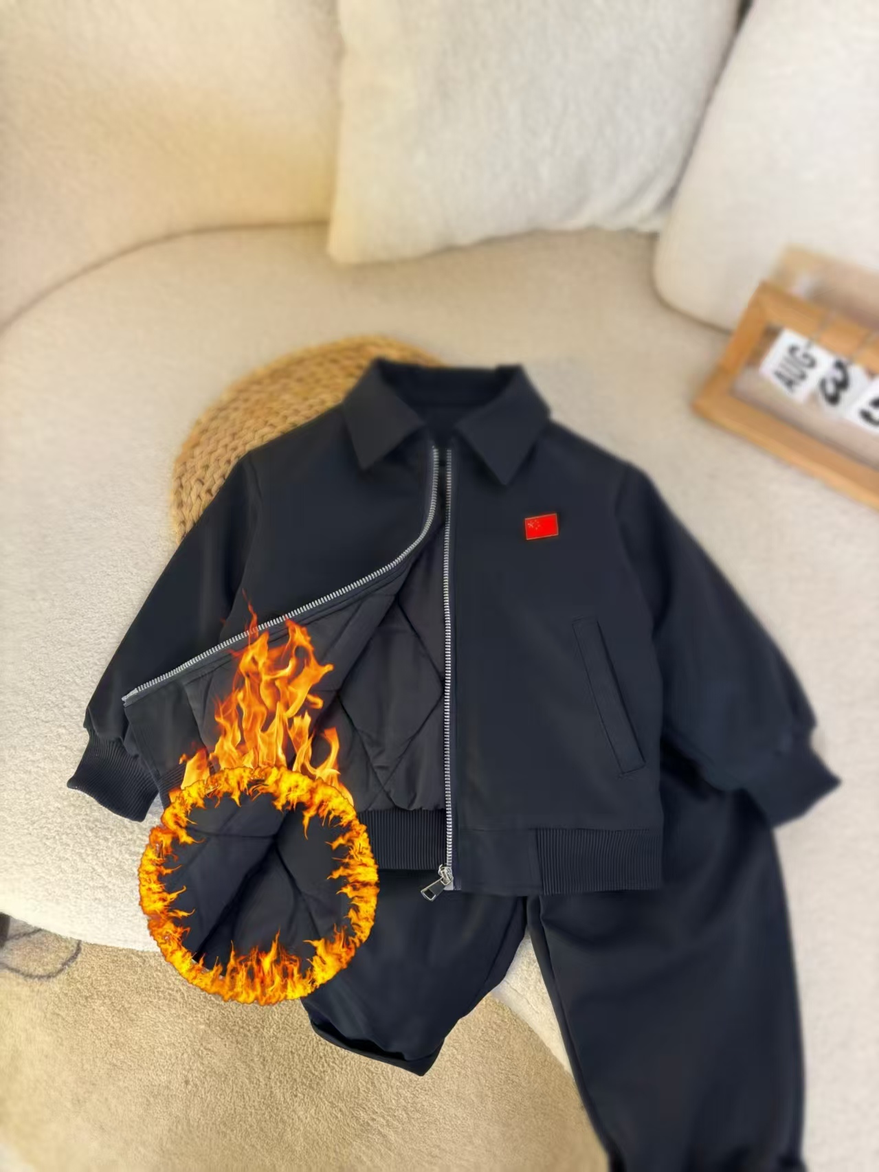 儿童版行政款夹克秋冬季套装宝复古风休闲保暖加棉加厚翻领外套潮