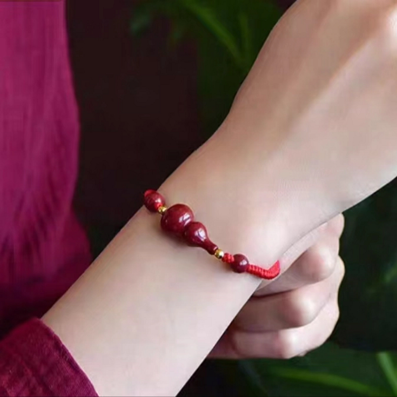 2025年新款 葫芦手串红绳手链 编织脚绳 本命年手绳 男女同款