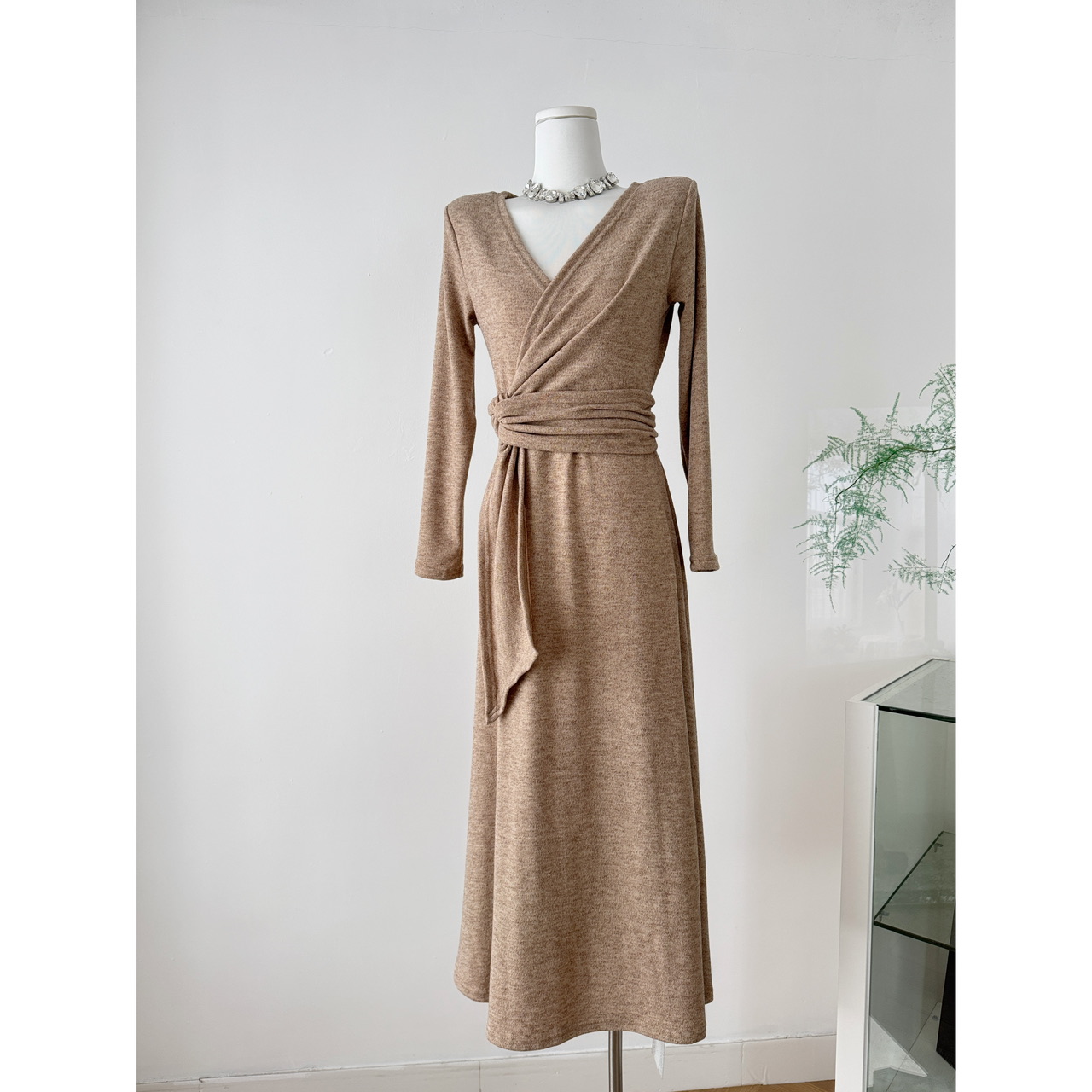 秋季新款温柔纯欲V领长袖交叉纽结绑带收腰显瘦长裙连衣裙女