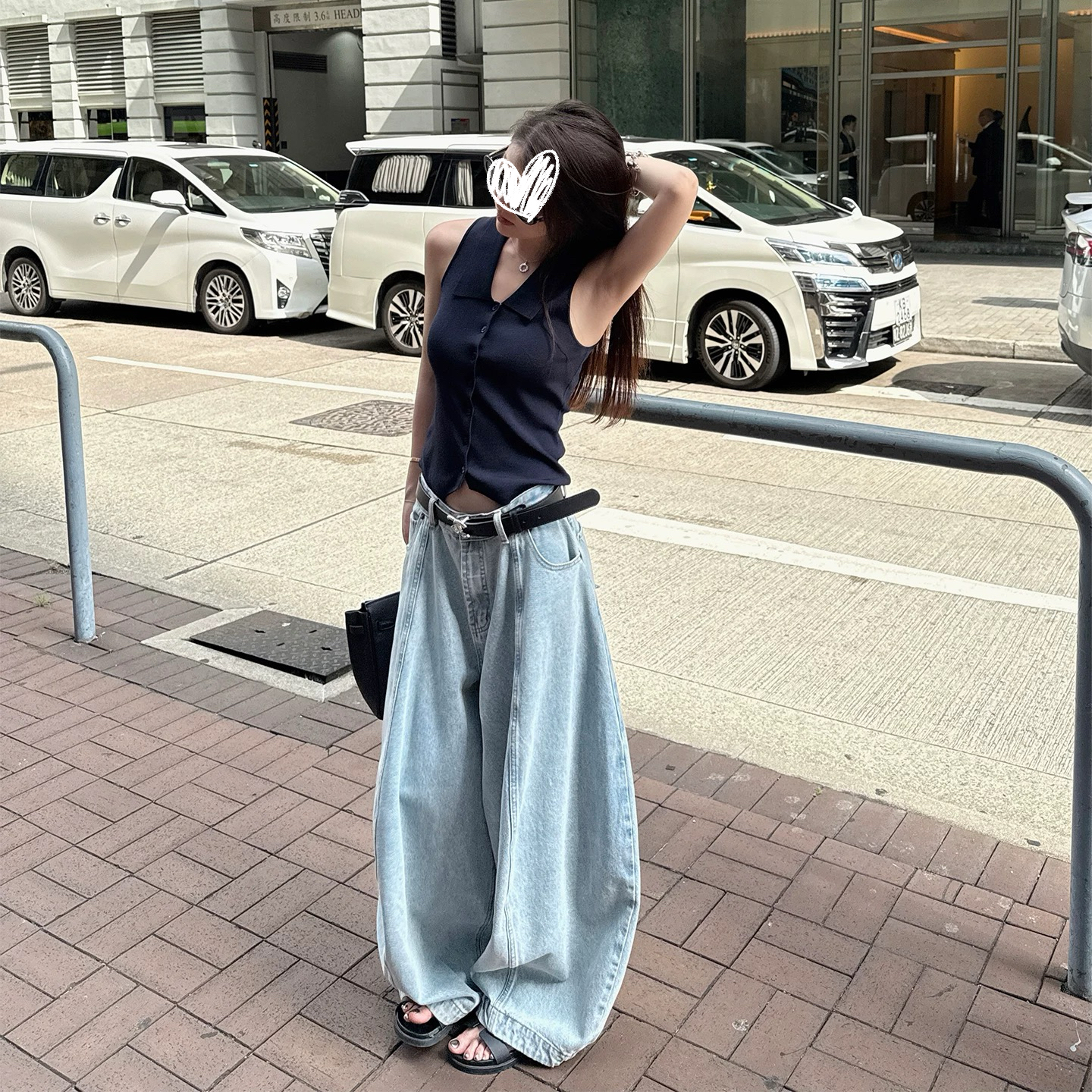 不挑腿型复古水洗做旧弯刀廓形松弛阔腿气球牛仔裤8997