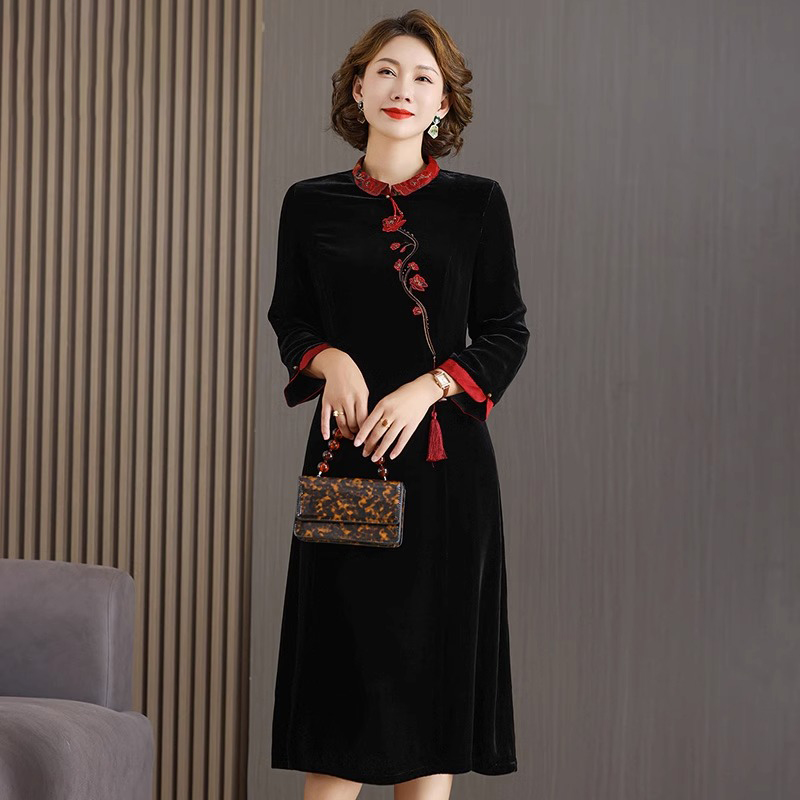 婚宴妈妈装中长裙长袖常规方领春秋季丝绒连衣裙气质加厚中式女装