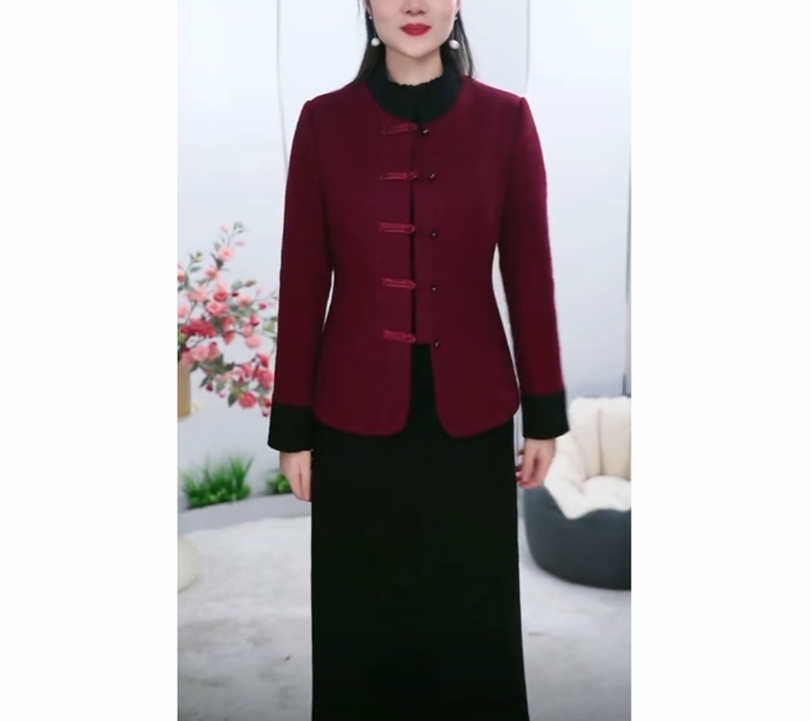 【两件套】3575新款气质妈妈装轻奢遮肉显瘦喜妈妈红色时尚秋冬套装