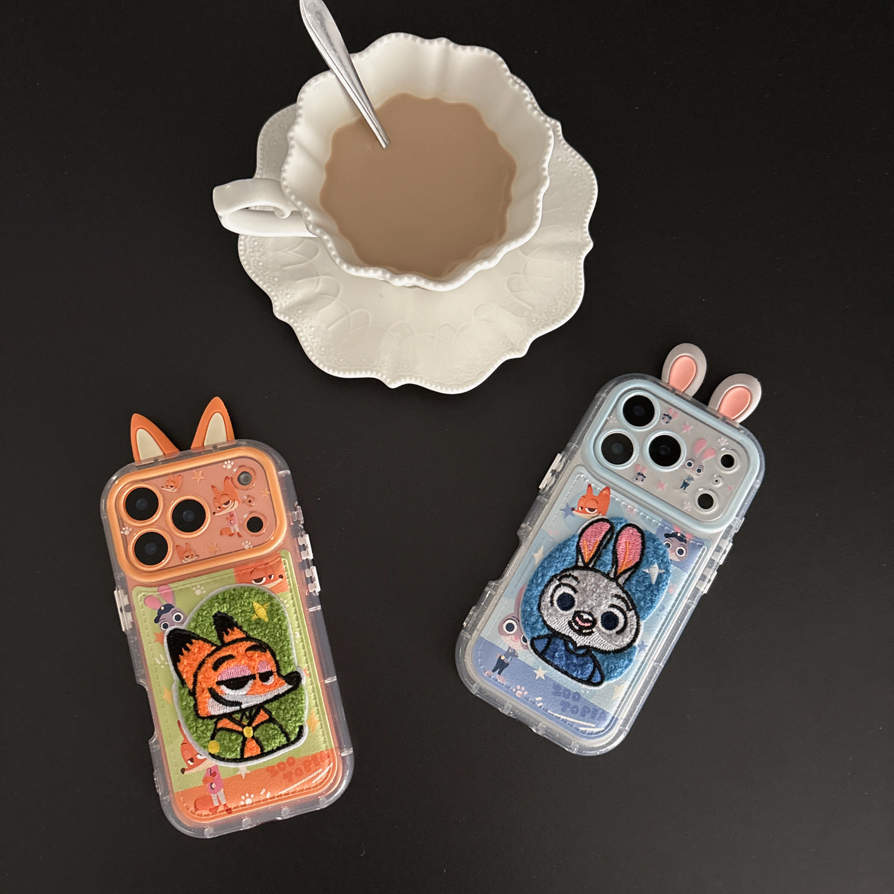 适用iPhone17Promax疯狂动物城皮纹刺绣立体耳朵朱迪尼克15手机壳