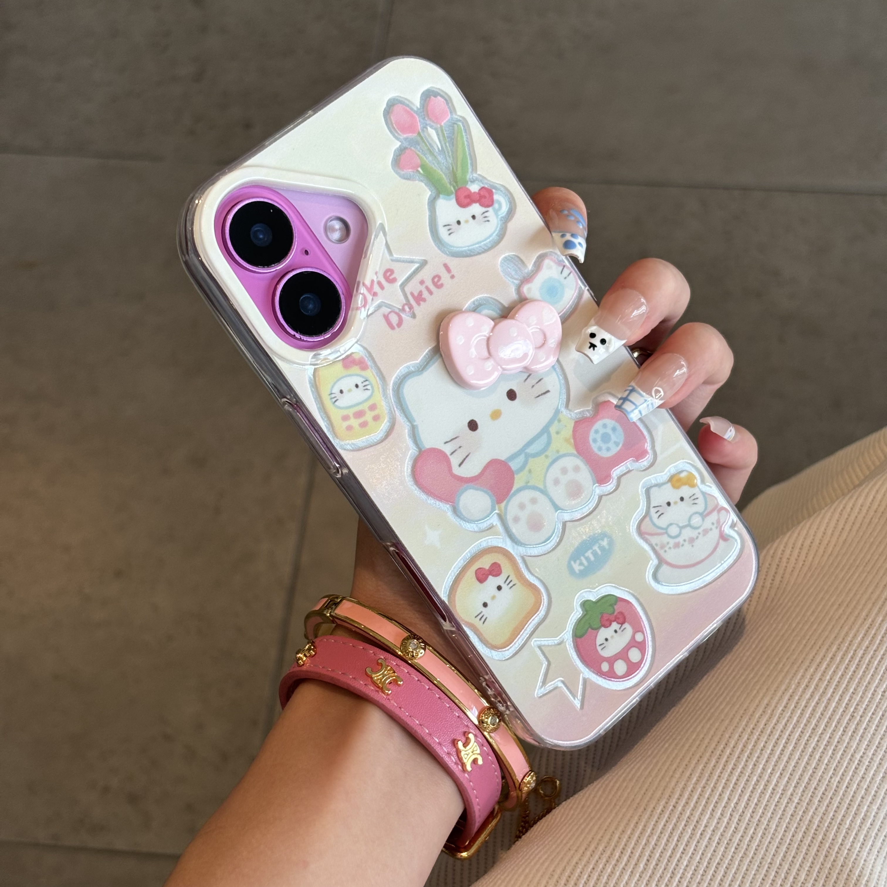 欧克里里面包草莓花朵KT蝴蝶结适用苹果16手机壳华为vivo小米oppo