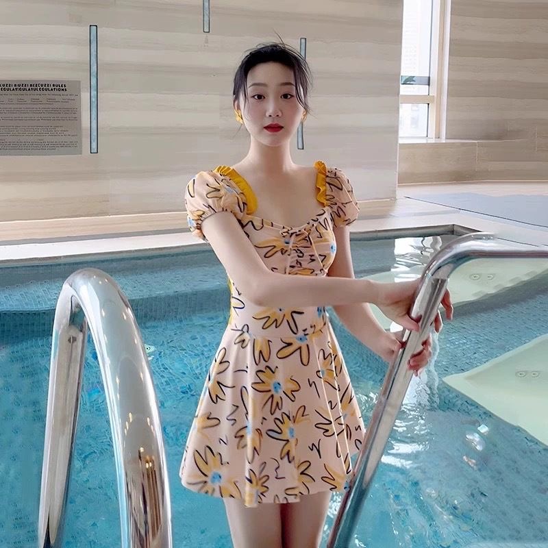 新款泳衣网红碎花遮肚显瘦大码女款游泳温泉洋气遮肚子分体泳装