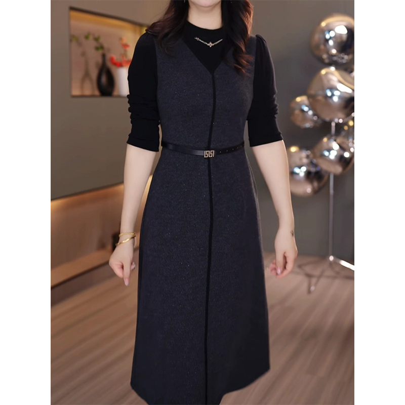 拉夏贝尔轻熟高级感假两件后妈裙女2025秋冬新款收腰显瘦中长裙子