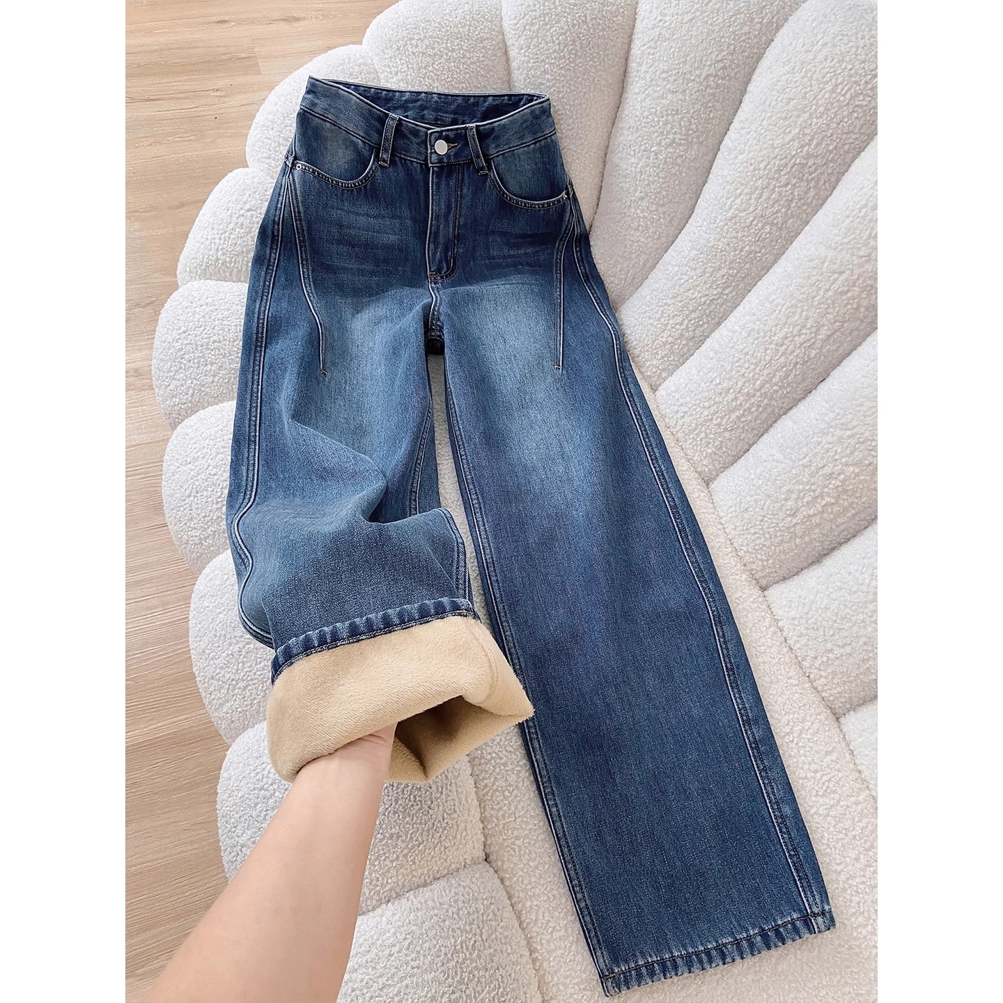 深蓝色阔腿加绒牛仔裤女2026冬季新款高腰宽松显瘦垂感直筒拖地裤