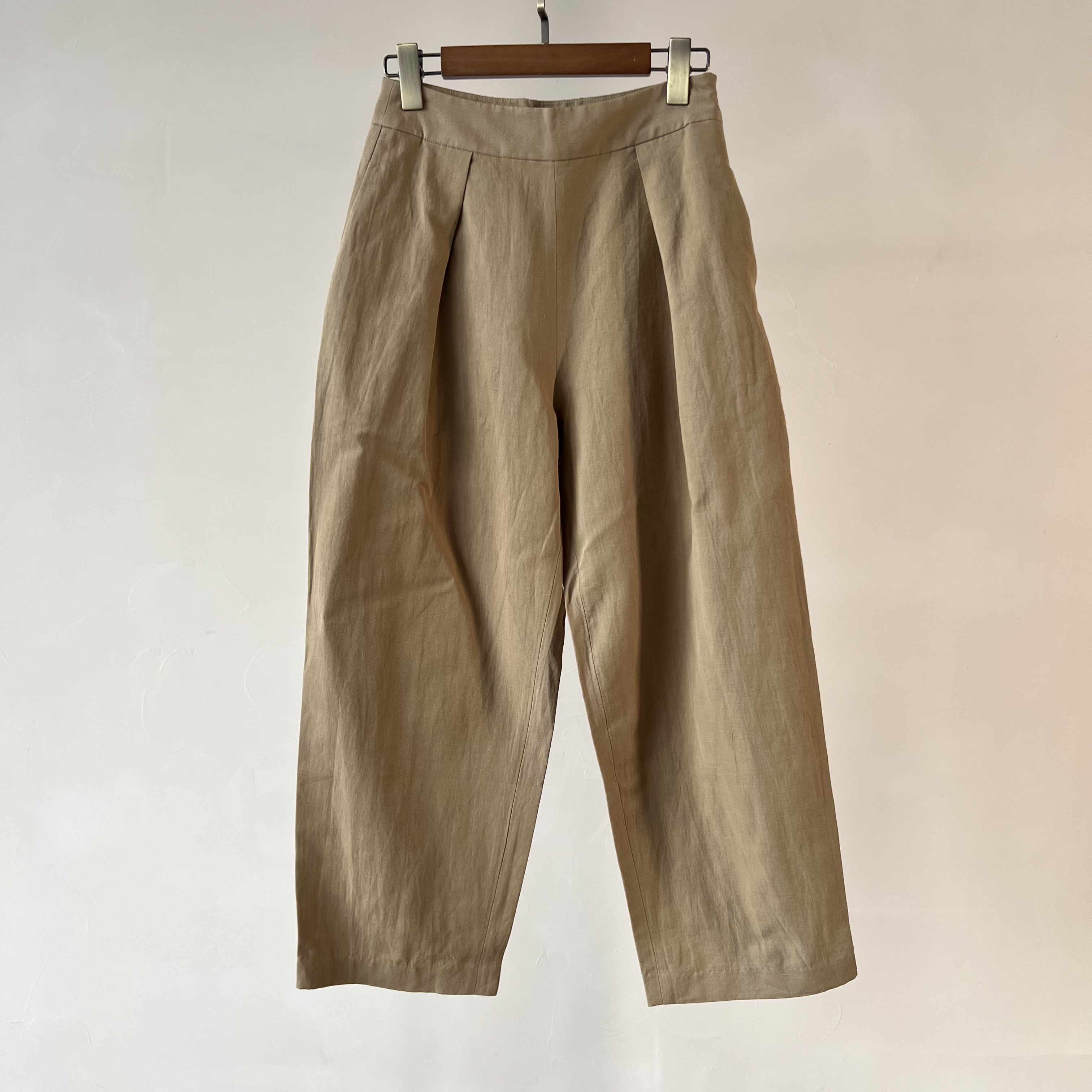 既是JSIHI【意大利棉水洗旧感锥形裤】宽松百搭九分裤子卡其色KZ045