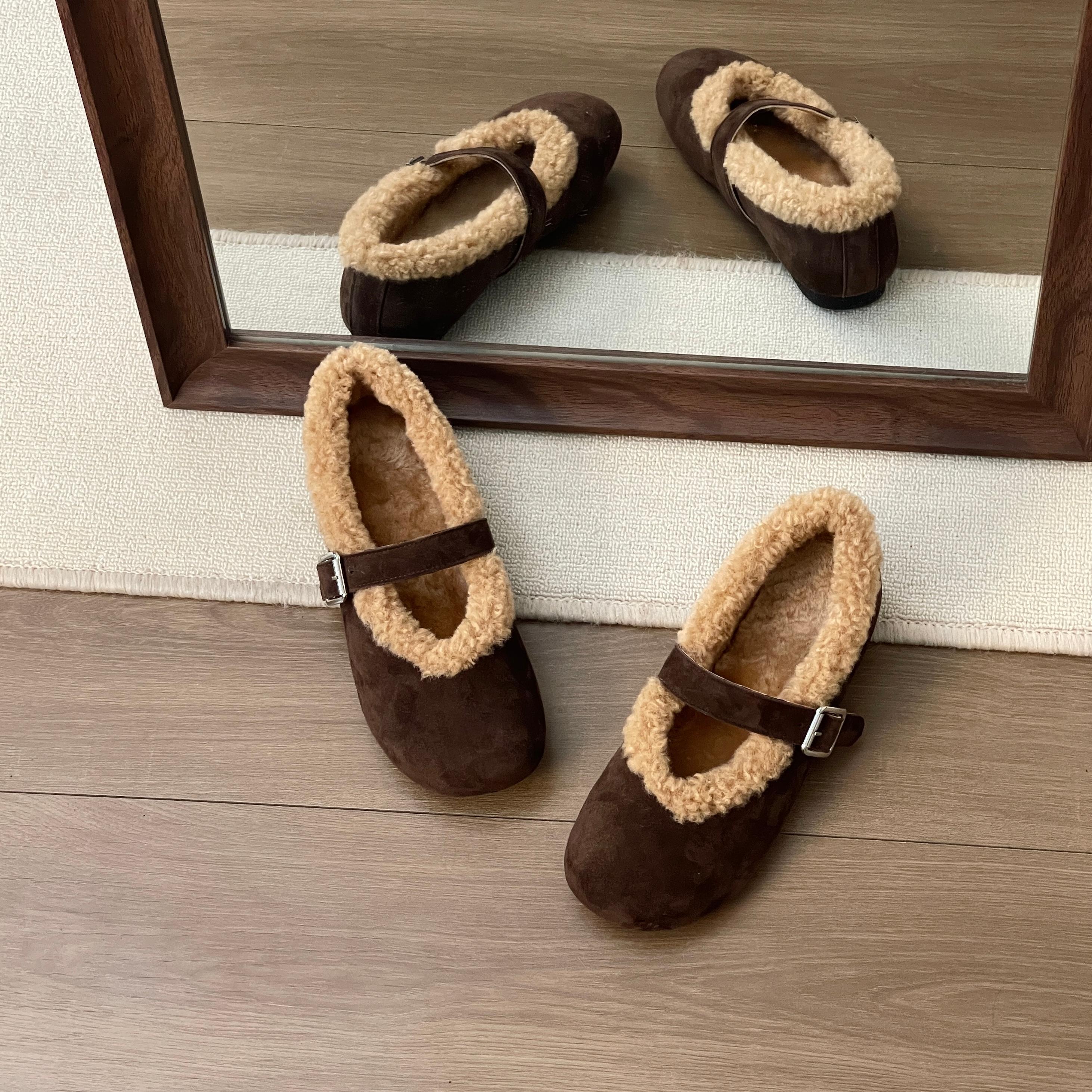 HUSSLOVE 羊反皮·跟高1CM·百搭冬季舒适柔软保暖一字扣毛毛单鞋