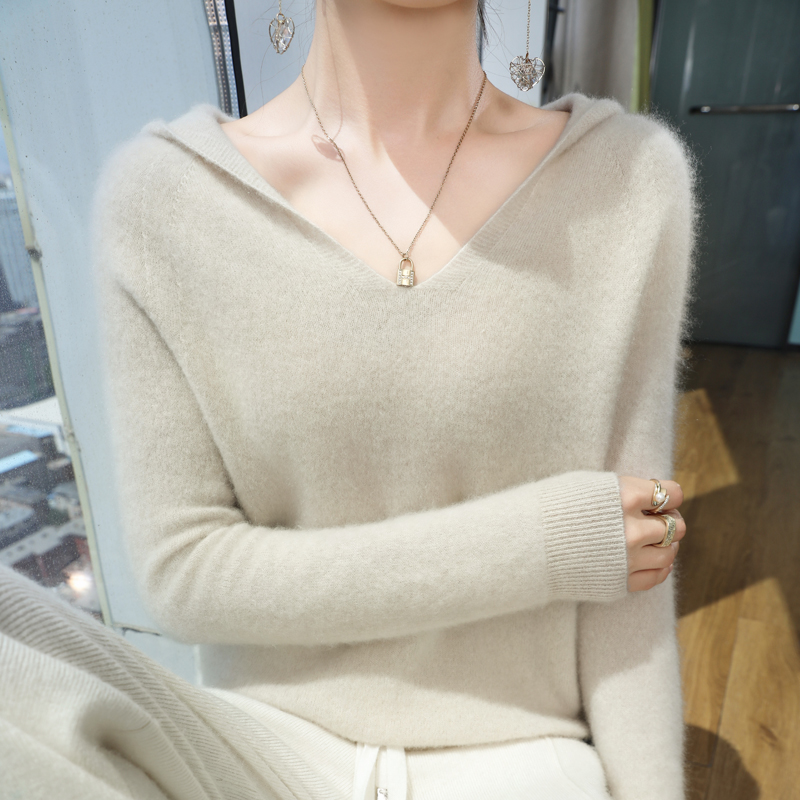 2025秋冬上新气质百搭女休闲连帽长袖针织衫一线成衣纯色宽松毛衣