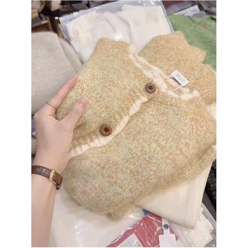 七言家巨好看！ins穿搭#鎏金彩纱黄花边领毛衣开衫@