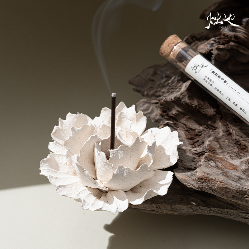 烛也景德镇非遗手捏陶瓷花瓣线香插底座香薰家居摆件香插小众高级