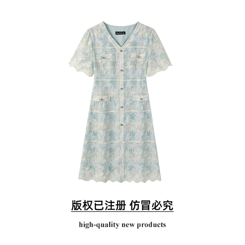 奢姿大码女装2025夏季新款胖妹妹小香风气质绣花V领轻奢连衣裙
