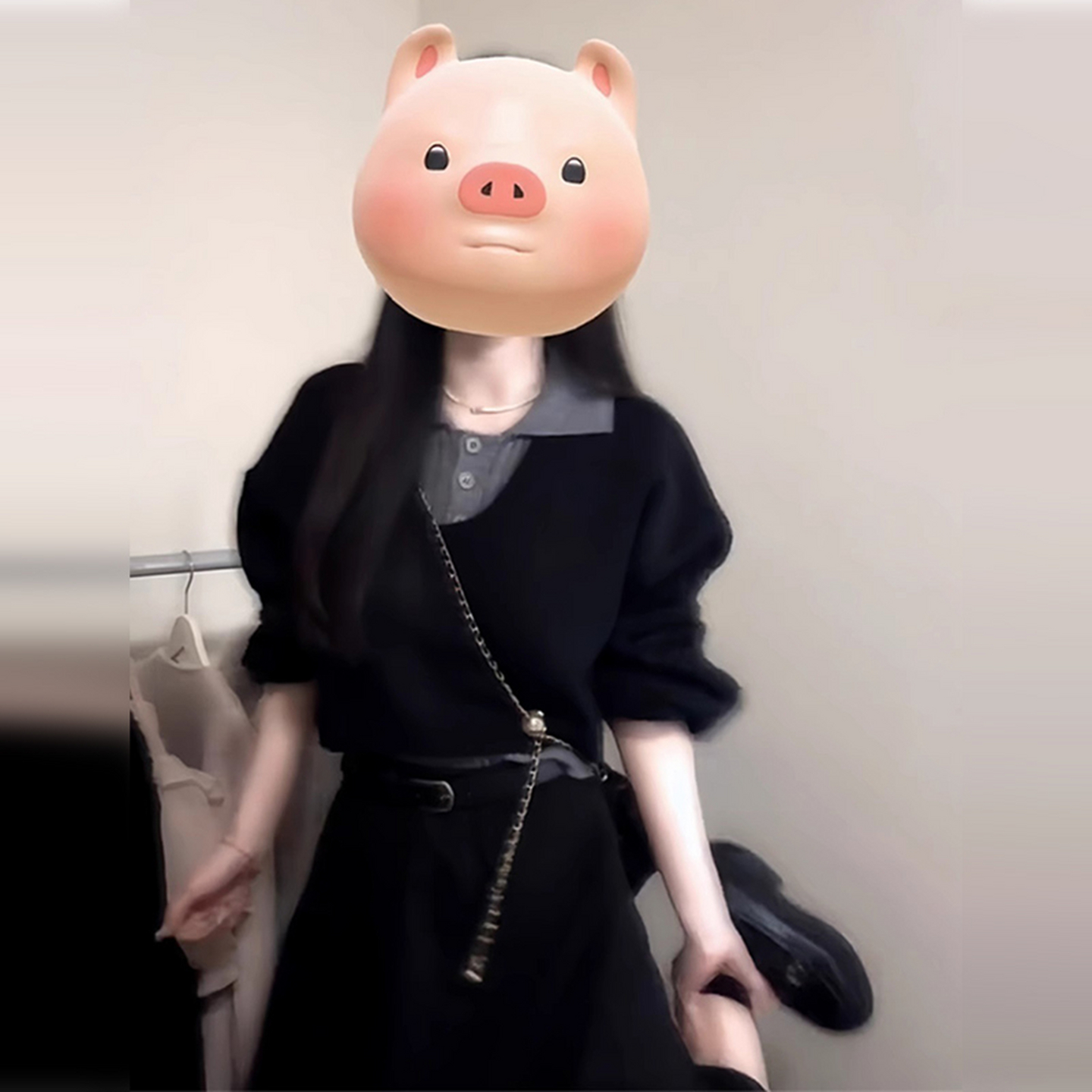 早秋新款小个子高级感黑色连衣裙子女装设计感长裙搭配一整套0009
