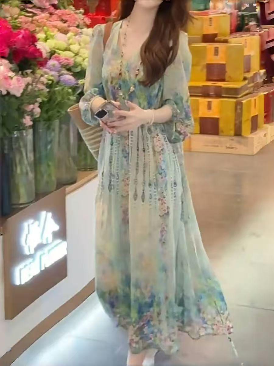 夏季新款气质时尚慵懒法式连衣裙女2025大码宽松显瘦碎花温柔风裙