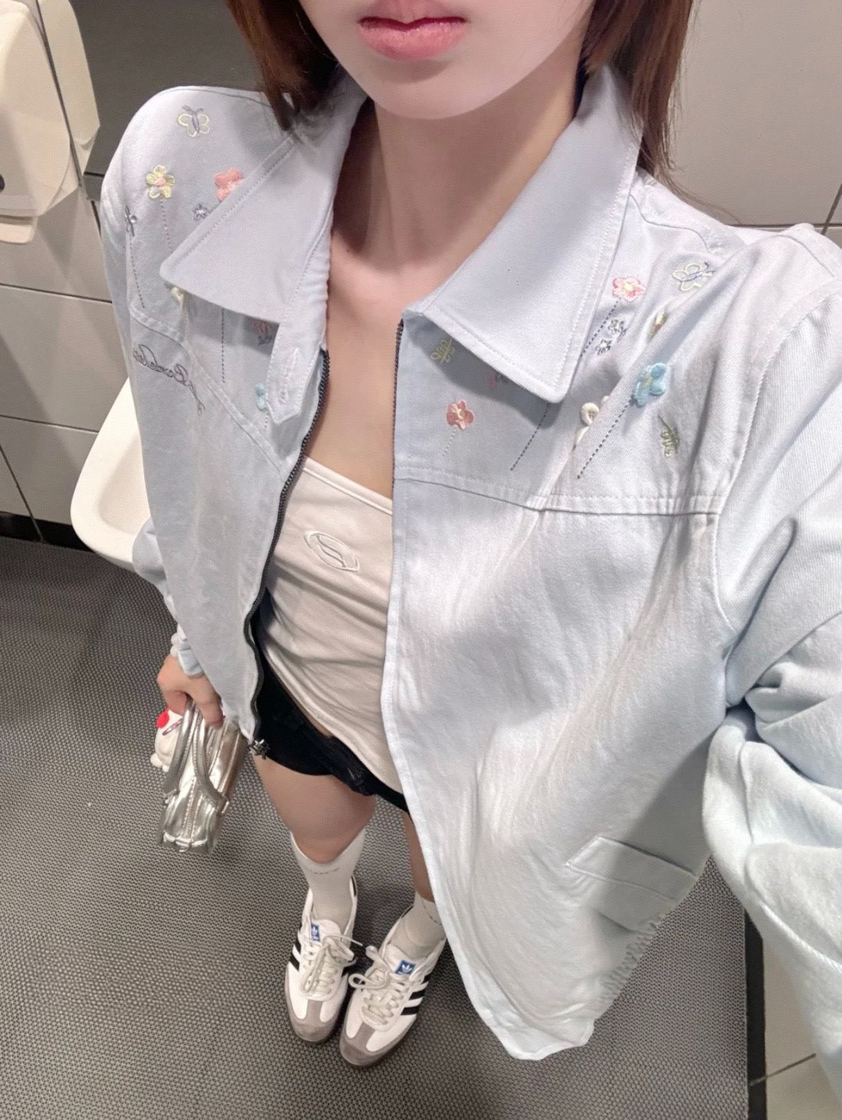 开春独特超好看夹克外套女春秋小个子高级感休闲百搭薄款刺绣上衣