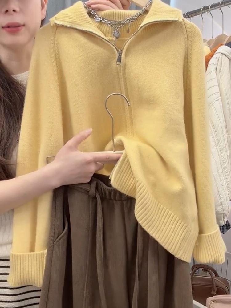 2025年新款慵懒风黄色翻领针织开衫大码宽松百搭显瘦长袖上衣