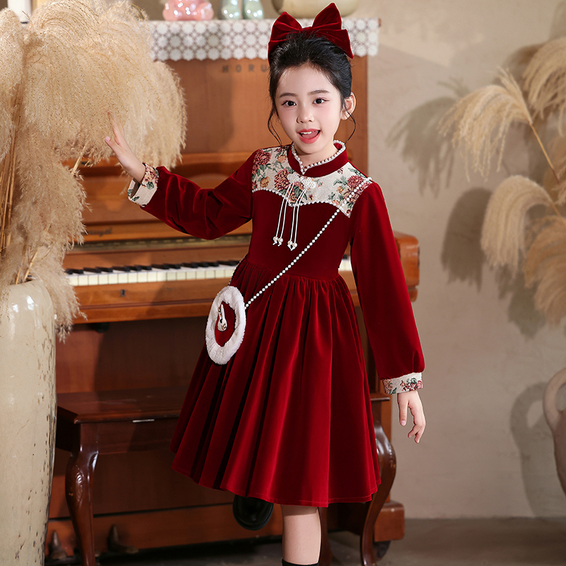 巴拉巴拉童年女童连衣裙秋冬2026新款公主裙女孩洋气加绒儿童秋季