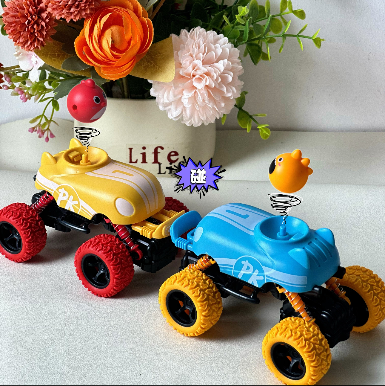 撞击弹射不倒翁回力车益智PK亲子互动玩具可爱减震越野视频鸡头车