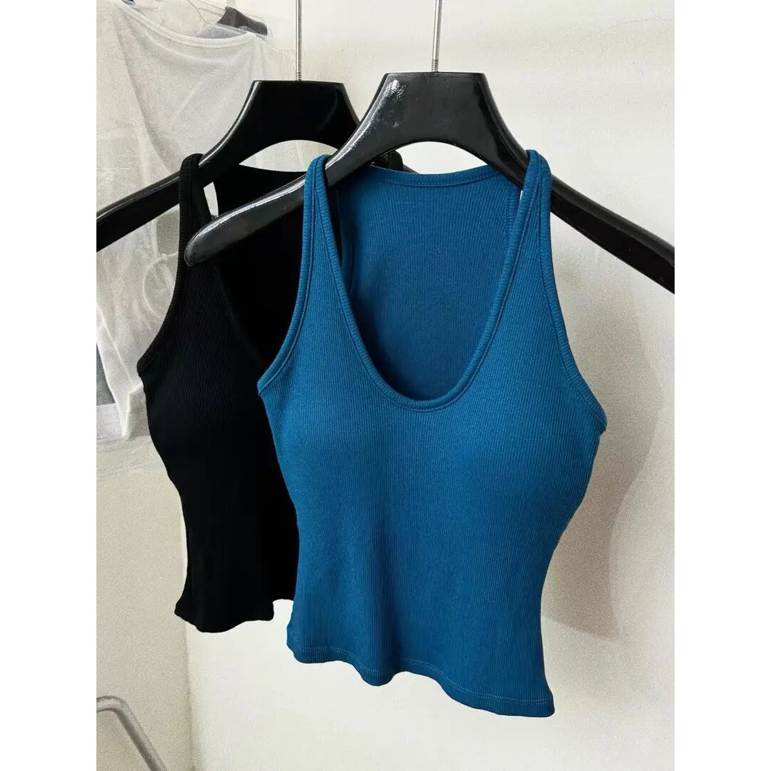 2025早秋新款遮副乳绝美线条感弹力带胸垫修身显瘦吊带背心上衣女