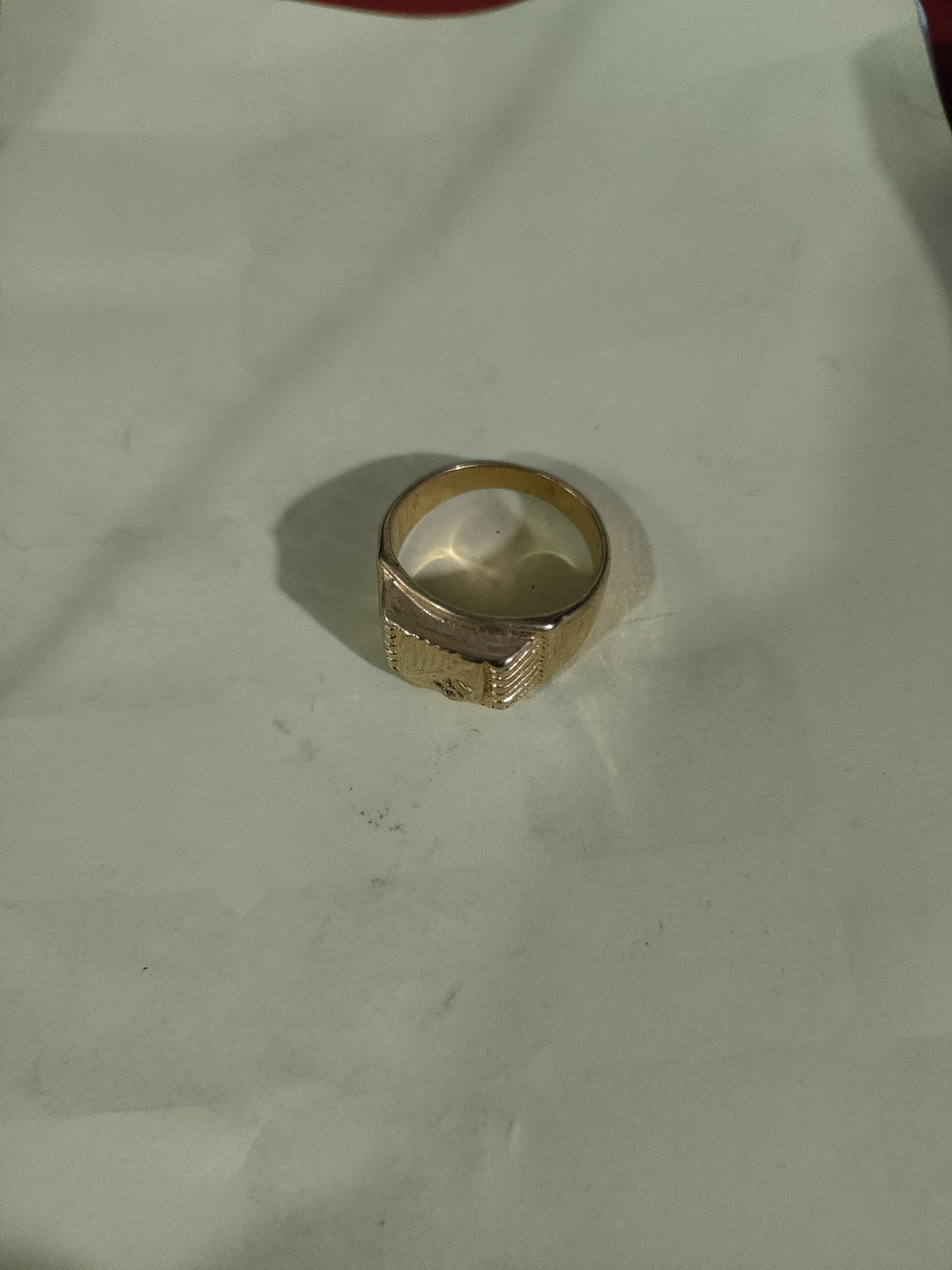 金属及其他材料，具体以直播间扣的货物为准