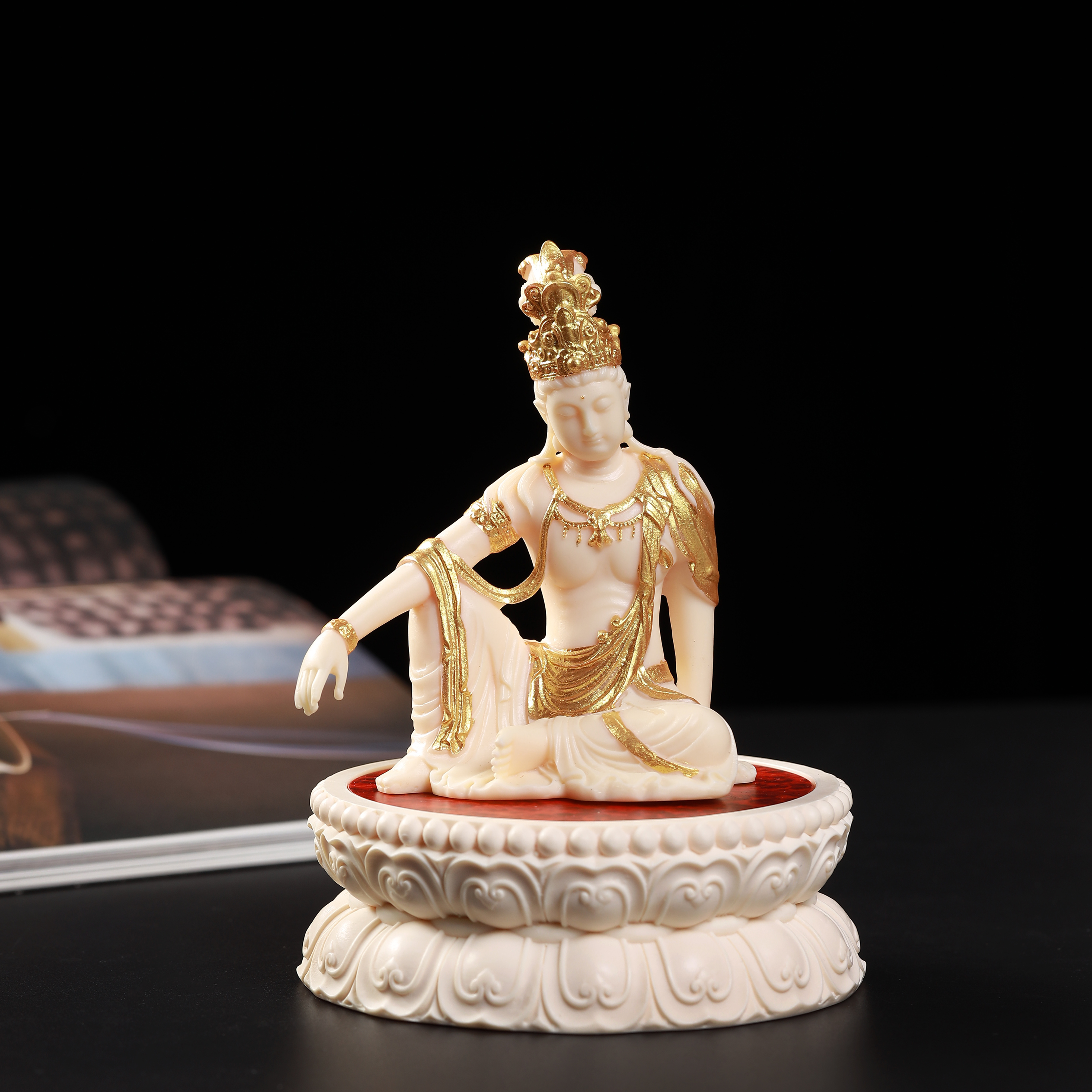象牙果观自在观音搭配莲花底座镶嵌瘿木瘤疤茶空间底座