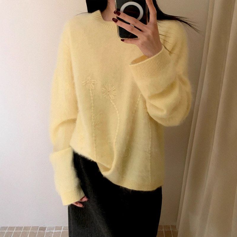 25女拉绒打底衫秋冬刺绣针织衫女装[毛衣系列内]纯羊毛搭新款圆