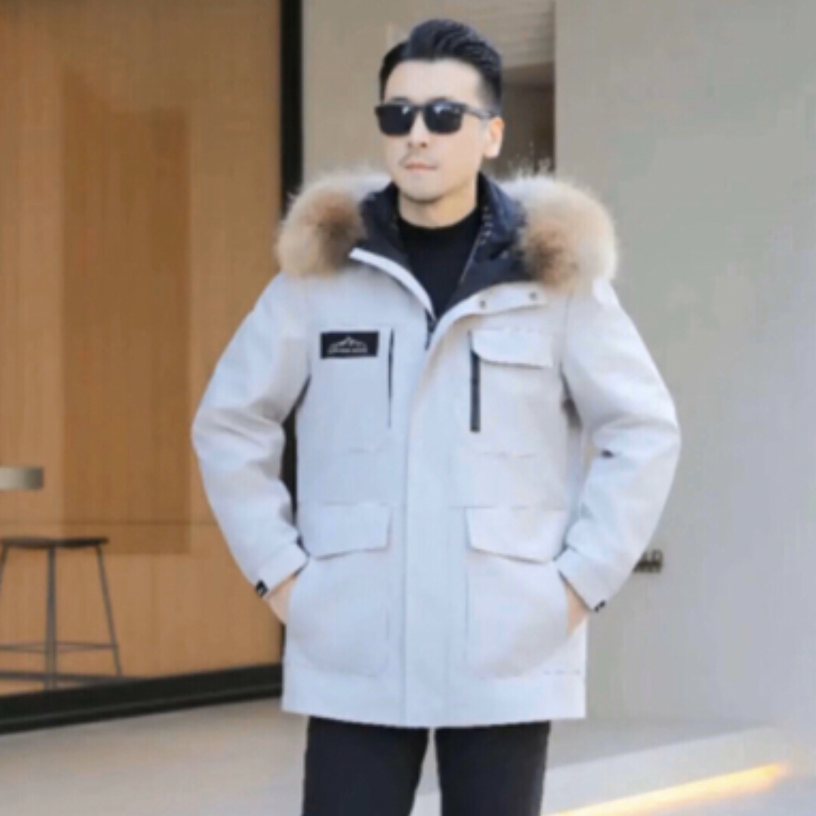 （男女同款）冬季中长款时尚保暖大毛领可脱卸外套派克服大衣