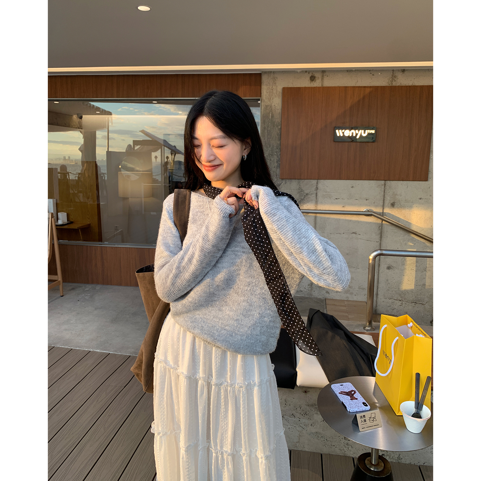 【西西里安】 韩系博主chao爱 小个子高及慵懒风含羊毛圆领毛衣