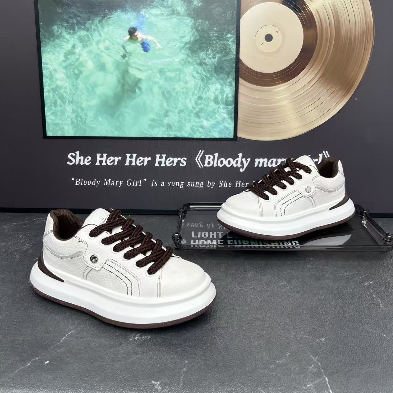 2025年百搭舒适增高厚底简约拼色低帮系带运动时尚休闲男士板鞋