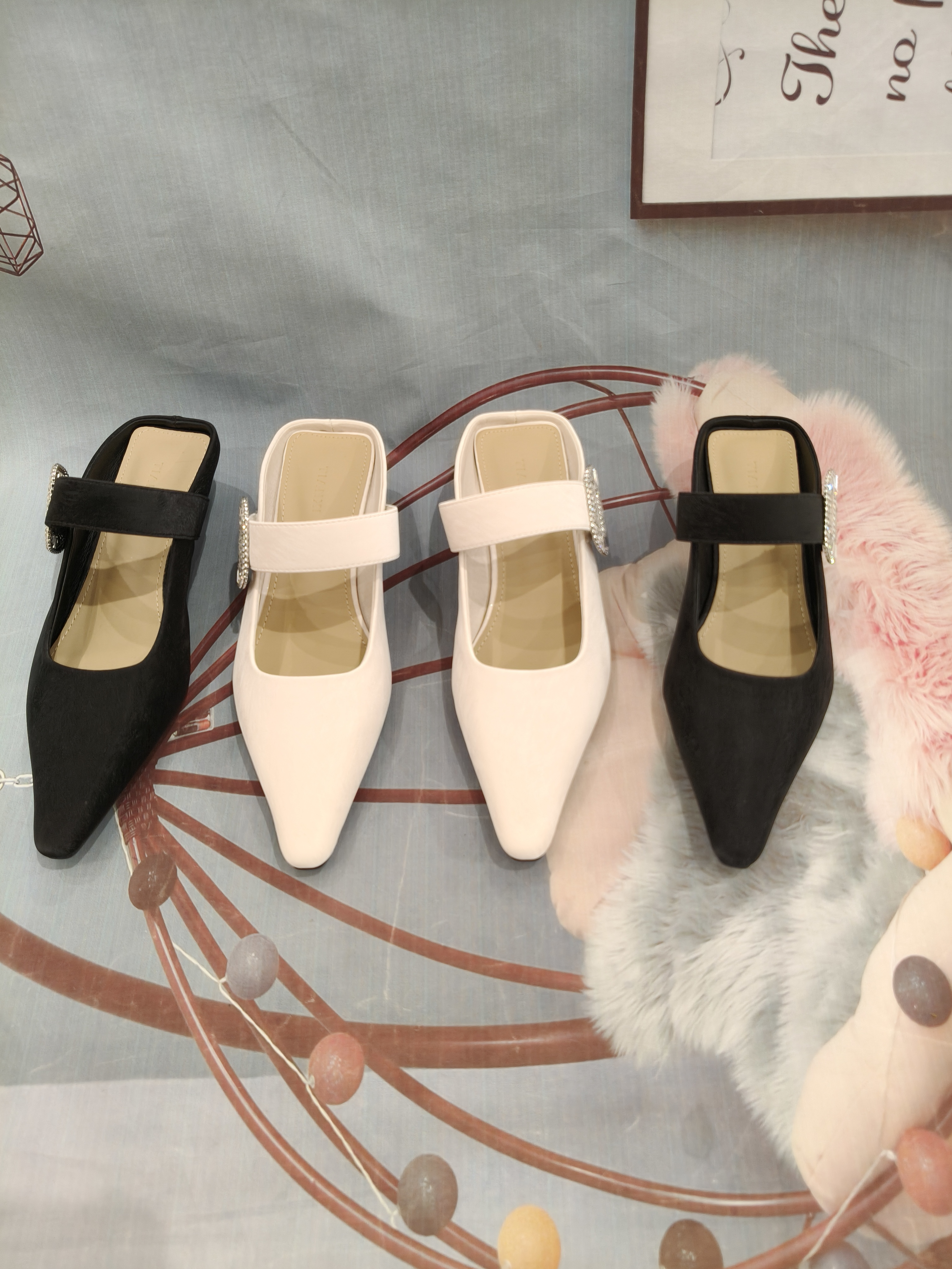 法式凉鞋尖头包头低跟韩版小猫跟半拖