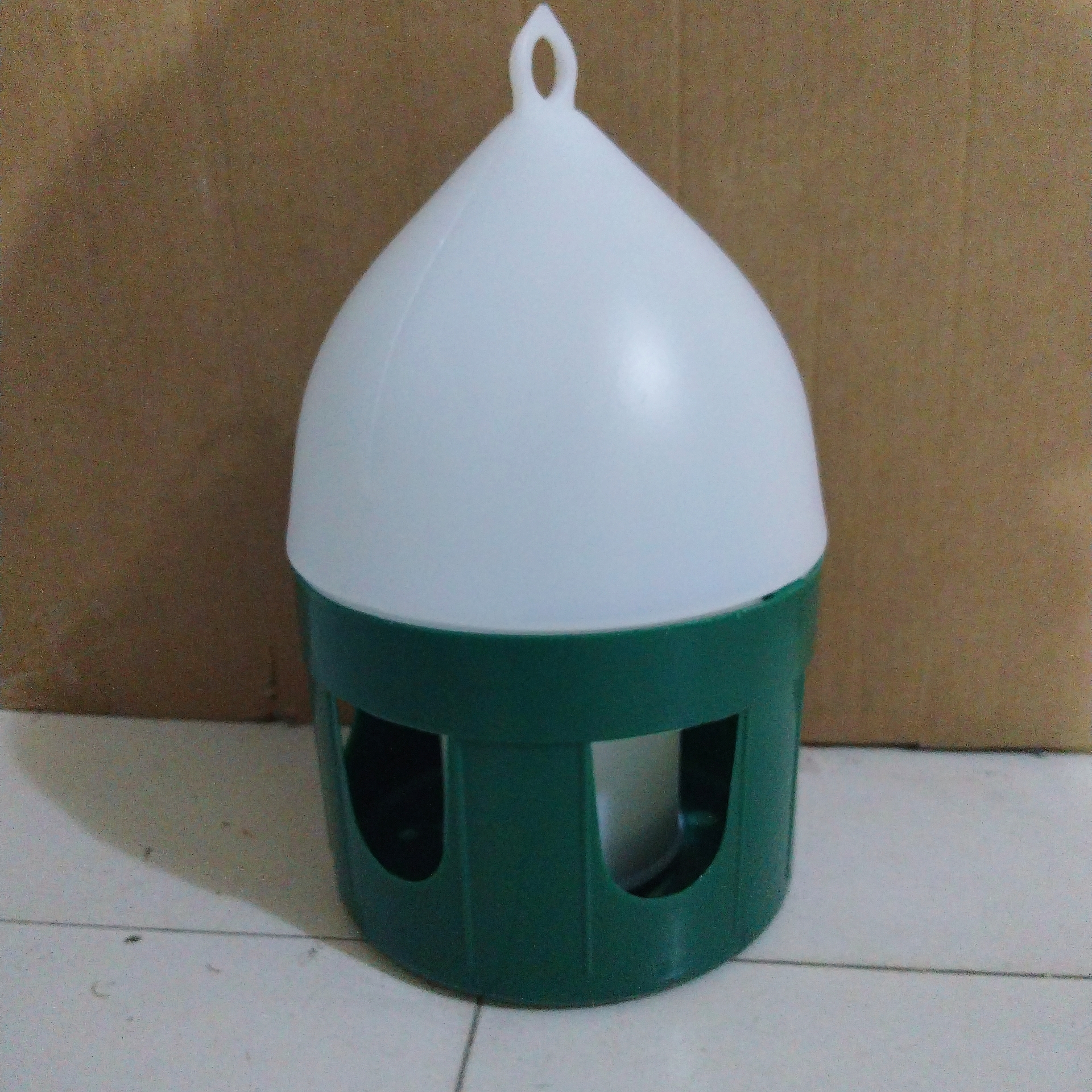 海飞尔耐高温加厚鸽子专用水壶