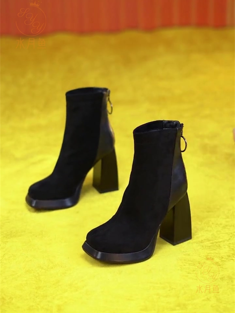 复古休闲厚底高跟时装靴2025秋冬方头后拉链粗跟显瘦马丁靴女短靴