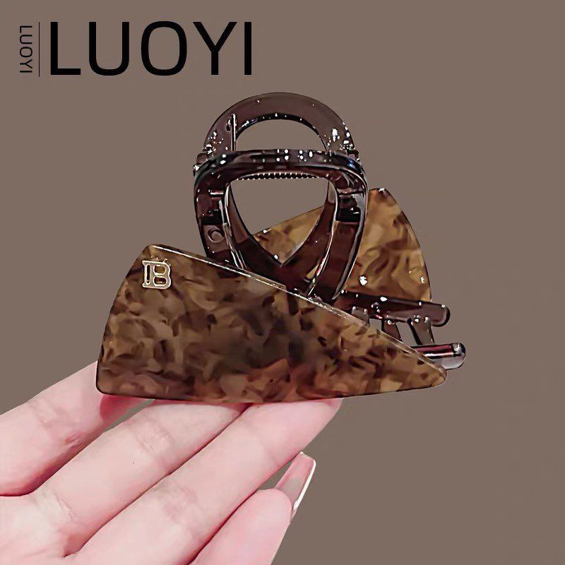 韩系三角豹纹醋酸抓夹女2025秋冬新款后脑勺发量少盘发鲨鱼夹发饰