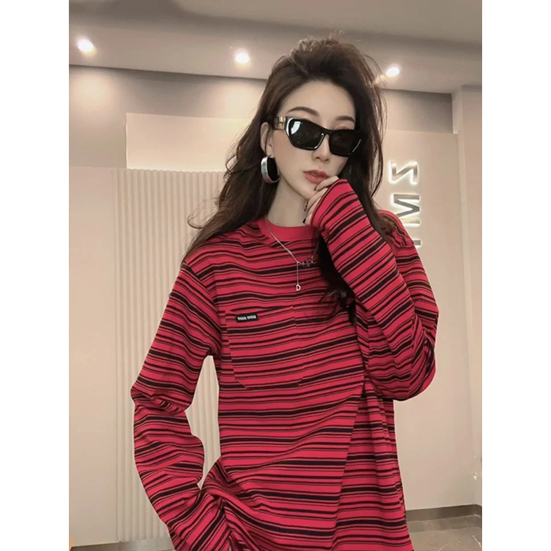 2025秋季新款高级感拼色感条纹圆领T恤上衣女韩版宽松休闲打底衫