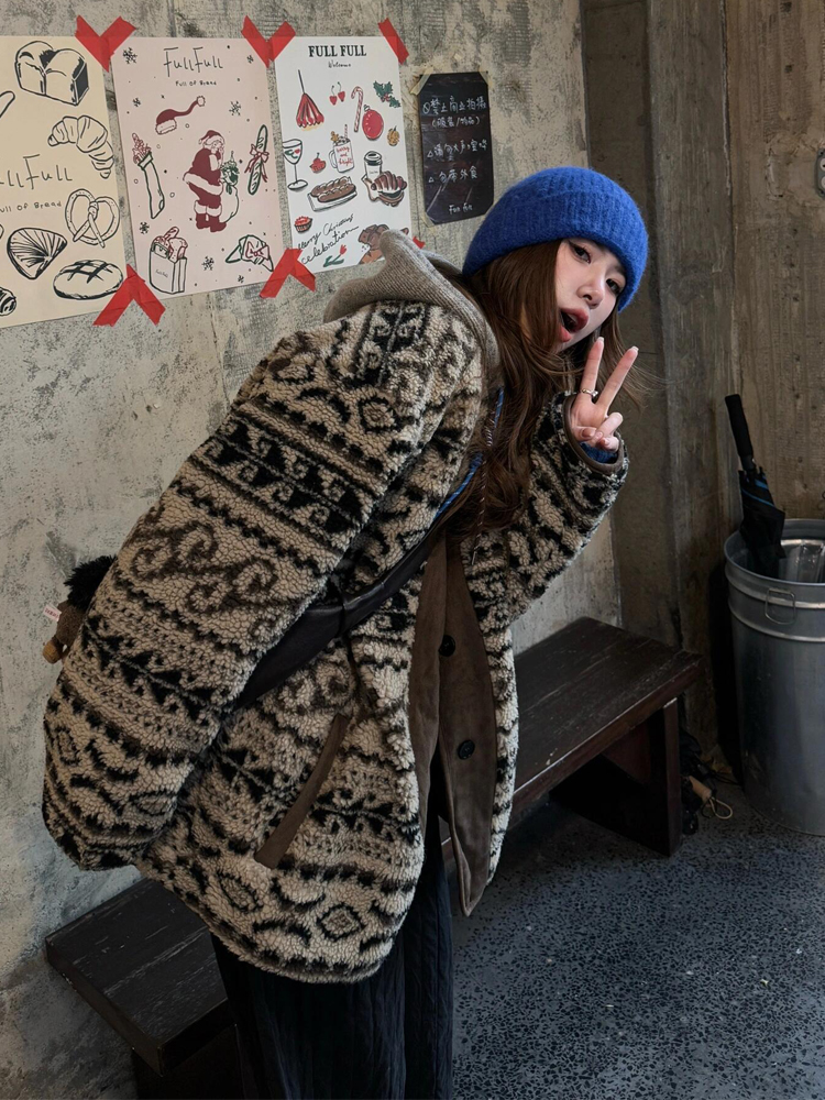 费尔岛印花环保羊羔毛新款秋冬高级感保暖外套毛毛绒复古慵懒大衣