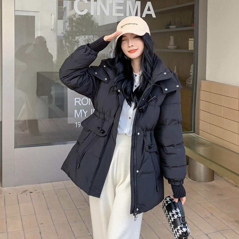 立赐2025冬季新款牛角扣羽绒服女短款连帽收腰时尚加厚保暖白鸭绒