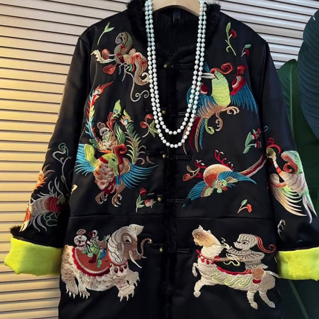 国潮重工刺绣撞色毛边外套上衣棉服保暖加厚加肥加大码女装冬季